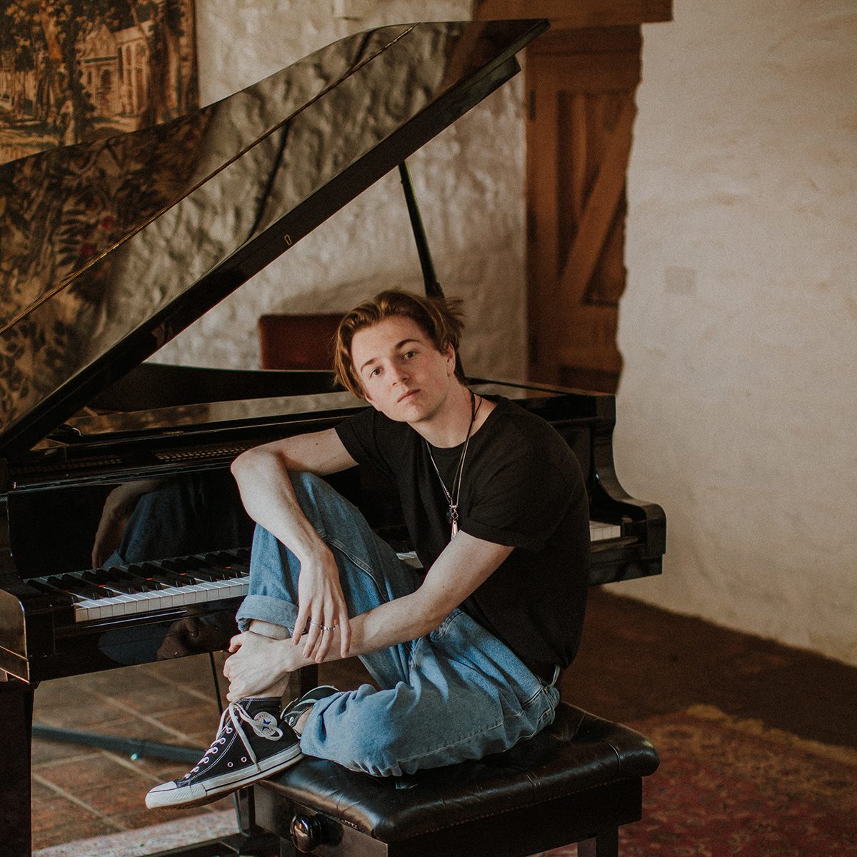 Isaac Stuart Photo by Sam Bennett